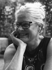 'Wit': eerste roman van DES-dochter Geeri Bakker 